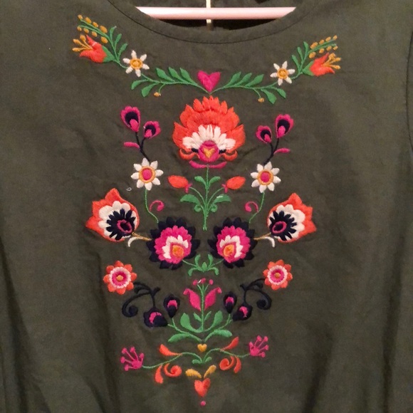 NWT GIRLS DRESS! - Picture 2 of 3